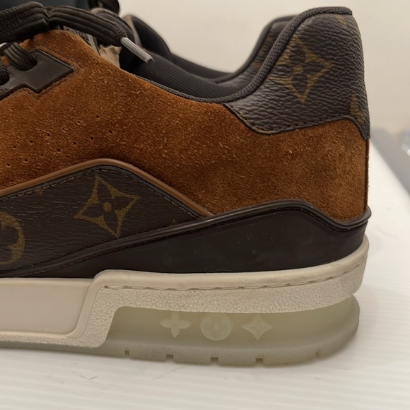 LOUIS VUITTON LEATHER SUEDE LOW SNEAKERS MENS UK SIZE 9 US SIZE 10.5 - Picture 4 of 16